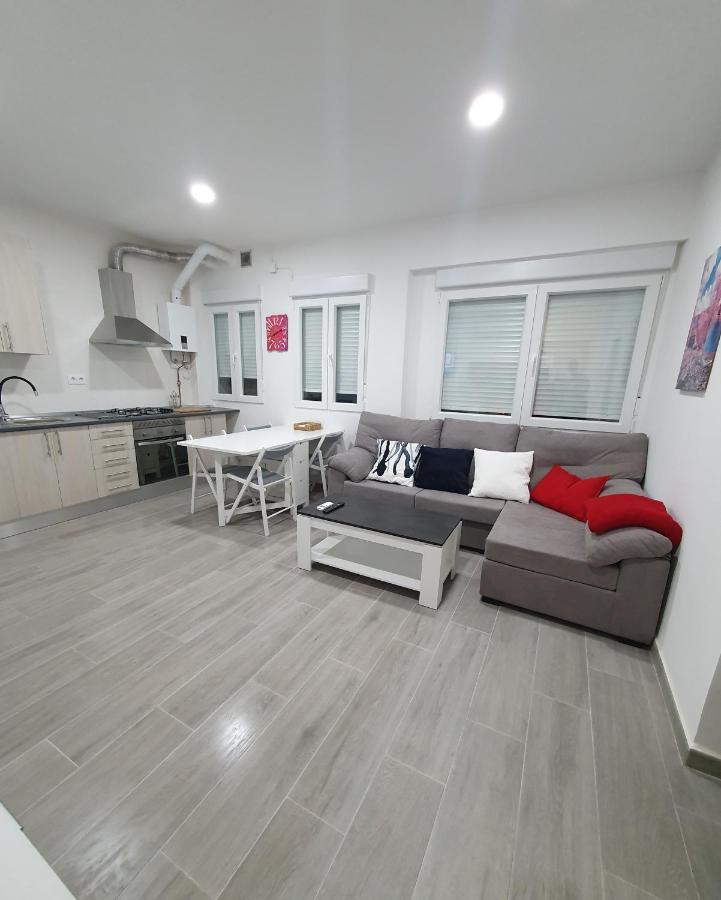 Melania House Apartment กันเดเลดา ภายนอก รูปภาพ