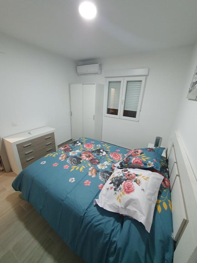 Melania House Apartment กันเดเลดา ภายนอก รูปภาพ